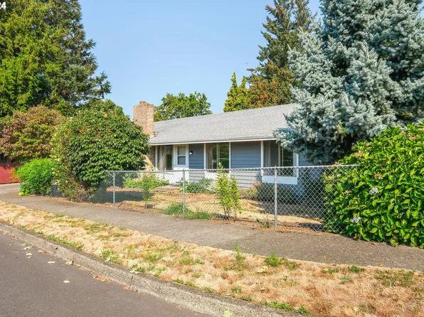 1523 NE 21st St, Gresham, OR 97030