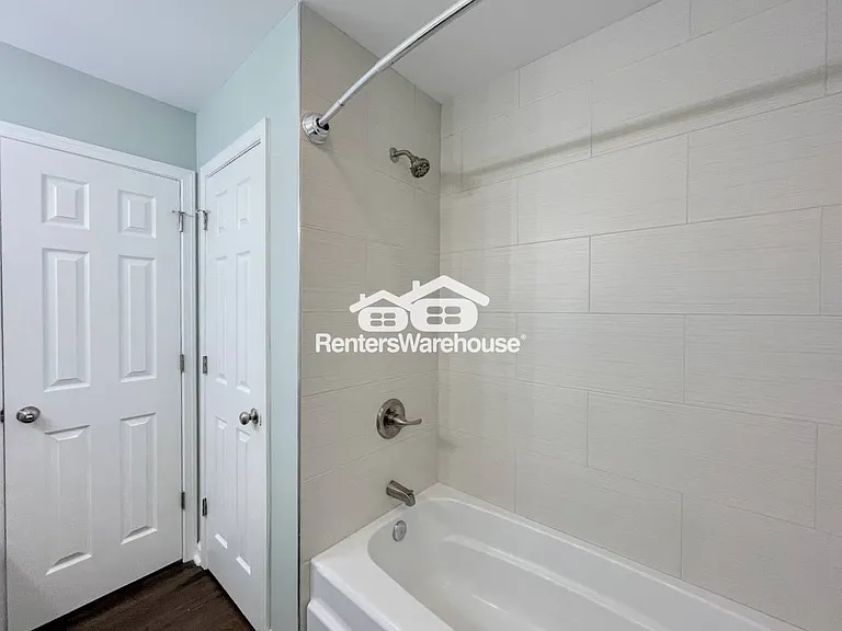 190 Devon Pl — Photo 29