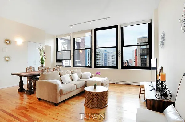 Rented by Town Residential | media 28