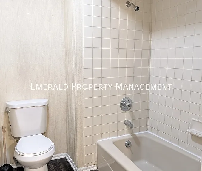 6069 Boxwood Dr #1 — Photo 12