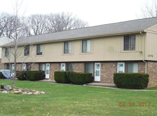 2382 Echo Valley Dr, Stow, OH 44224