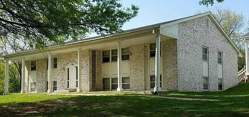 Casady Apartments Photo 1