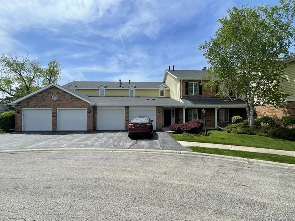 7210 Birchwood Ct Unit D, Willowbrook, IL 60527