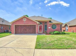 529 Chapel Crk, Lake Dallas, TX 75065
