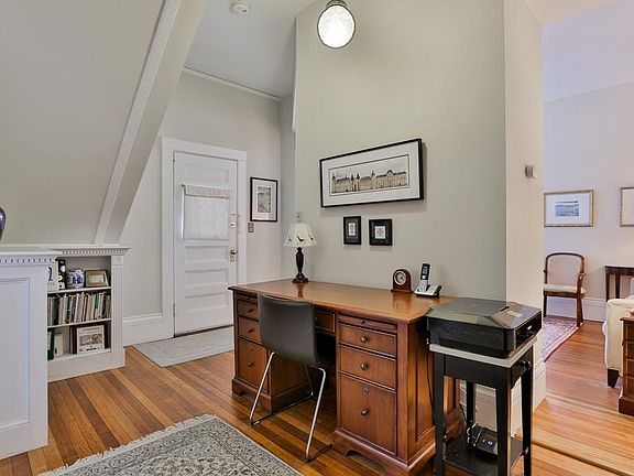 5th image of 220 High St APT 2