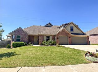 520 Sorrento Dr, Centerton, AR 72719