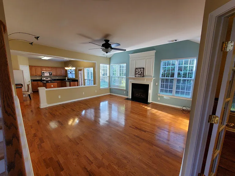 9708 Northfork Dr — Photo 10
