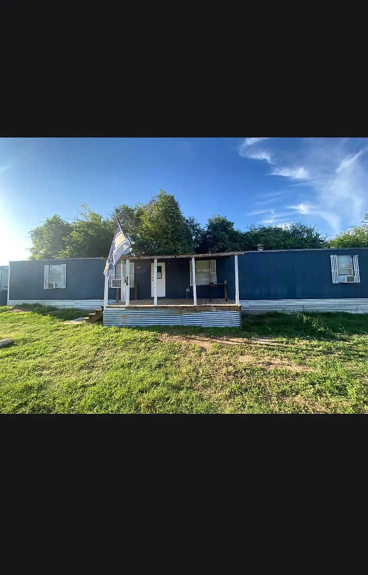 513 Winship Rd — Photo 1