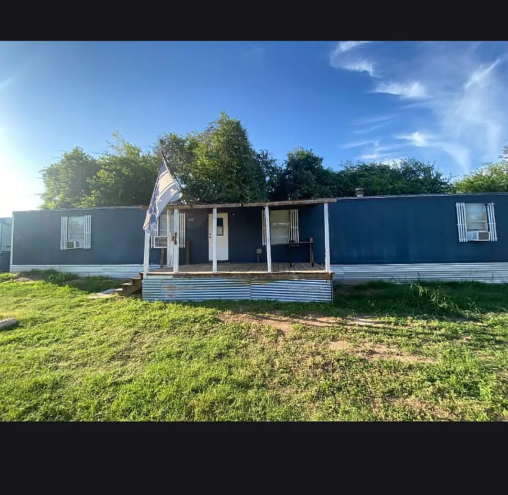 513 Winship Rd