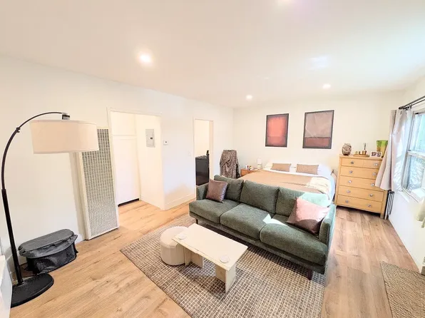 10985 Culver Blvd, Culver City, CA 90230