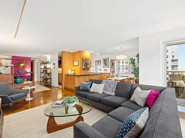 70 E 10th St APT 11L, New York, NY 10003