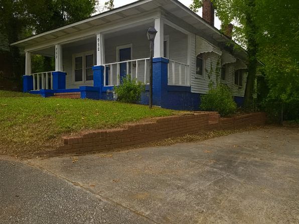 952 Curry Pl