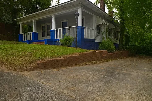 952 Curry Pl Photo 1