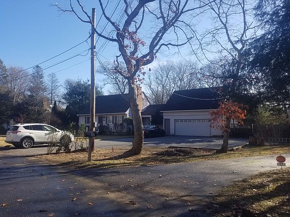 4th image of 19 Woodcock Ln