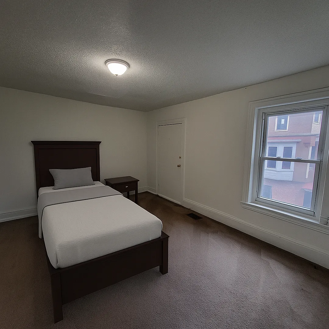 622 Dekalb Street — Photo 4