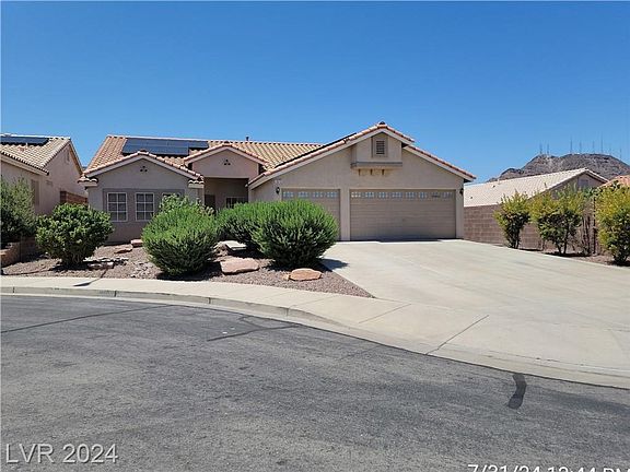 2nd image of 1073 Beach Burr Ct