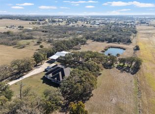 2743 Tokio Rd, West, TX 76691