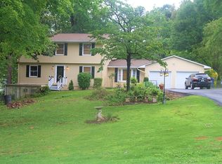 3141 Cardinal Lake Dr, Duluth, GA 30096