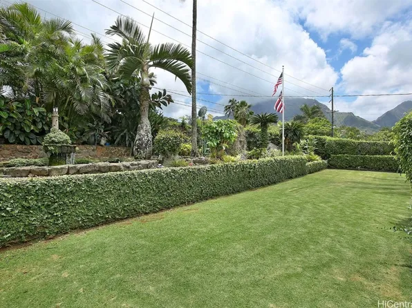 1599 Uluhao St, Kailua, HI 96734