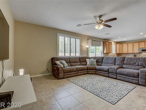 5th image of 8208 Redbud Vine St