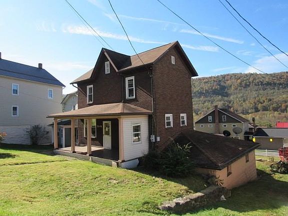 2nd image of 514 Grant St