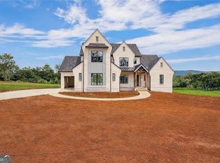126 Palisade Dr, Rydal, GA 30171