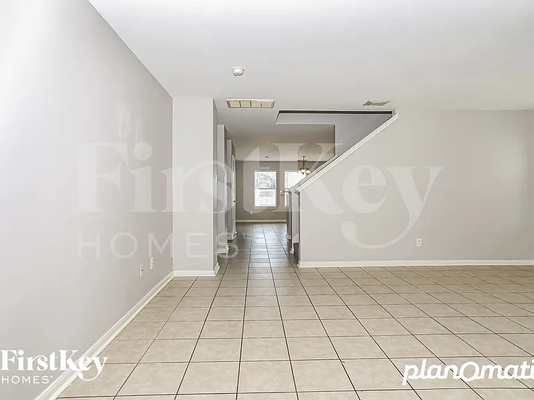 3507 Avalon Castle Dr — Photo 3