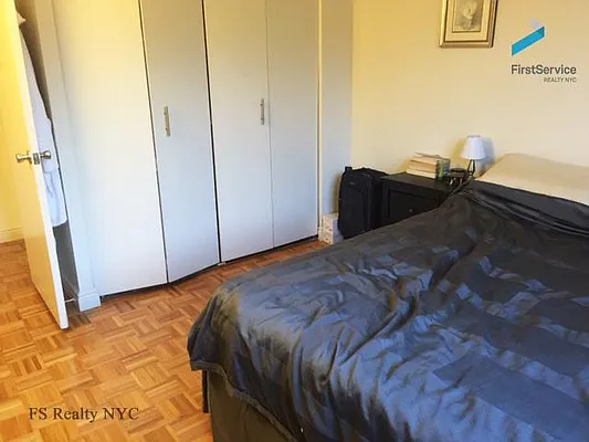 Rented by FirstService Realty (legacy) | media 4