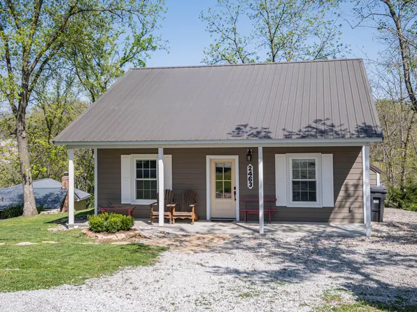 2463 Private Road 1336, Moberly, MO 65270