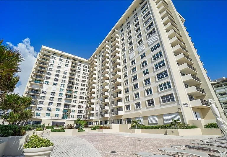 1900 S Ocean Blvd #9R — Photo 27