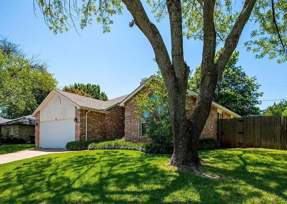 6200 Sandstone Dr Arlington TX 76001 Zillow