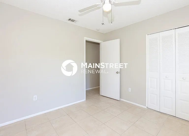 8180 Lombra Ave — Photo 14