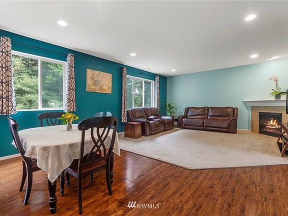 Perfect space for entertaining. 