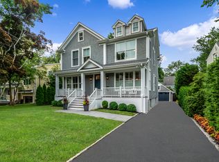 61 Intervale Pl, Rye, NY 10580