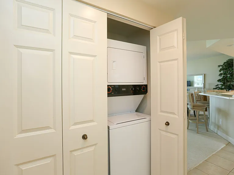 430 Cove Tower Dr #1202 — Photo 66