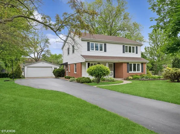 211 W Kenilworth Ave, Prospect Heights, IL 60070