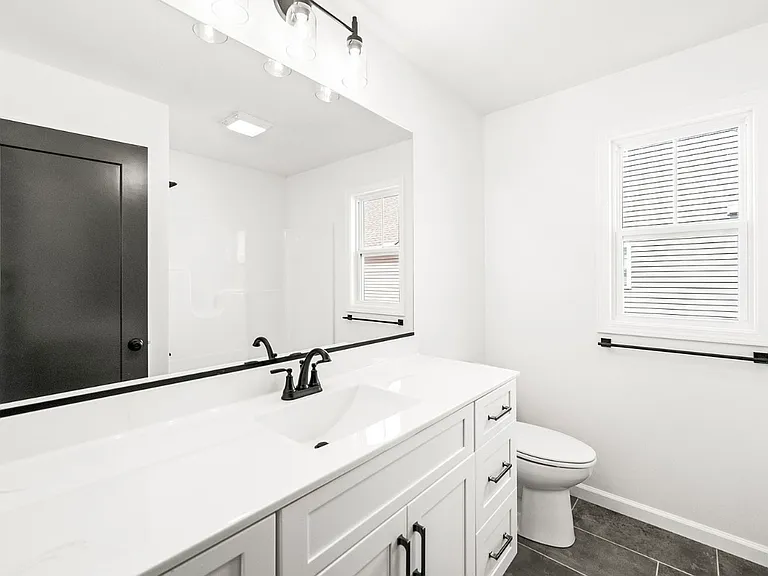 2513 Pampas Ln — Photo 24