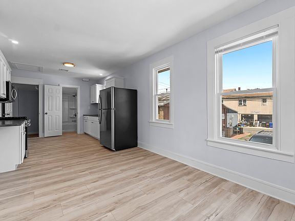 5th image of 1199 Main St Floor 2