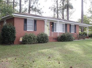 2 Lakeview Dr, Mc Rae Helena, GA 31055