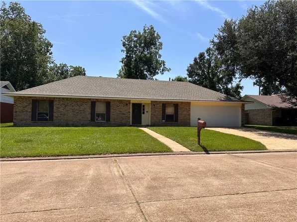 608 Osiris St, Alexandria, LA 71303