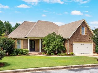 3204 Pinecrest Dr, Opelika, AL 36801