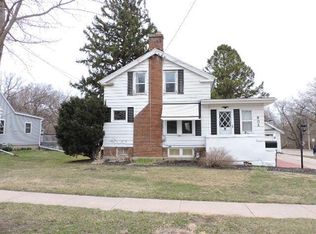 902 N Main St, Fort Atkinson, WI 53538