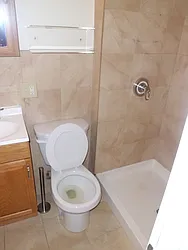 Rented by Maximus Realty Group