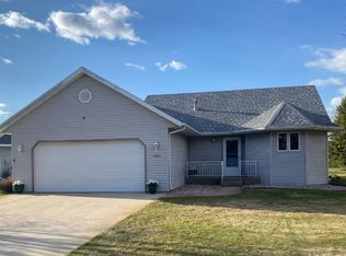 1282 Westbrook Cir, Alexandria, MN 56308