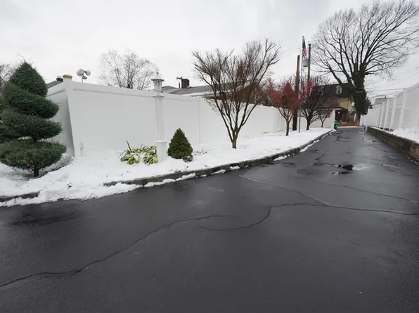 70 Major Ave, Staten Island, NY 10305