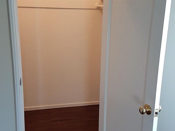3rd image of 662 3rd Ave