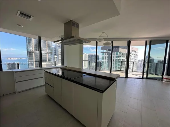 1000 Brickell Plz #4301, Miami, FL 33131