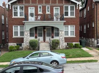 1034 Art Hill Pl, Saint Louis, MO 63139