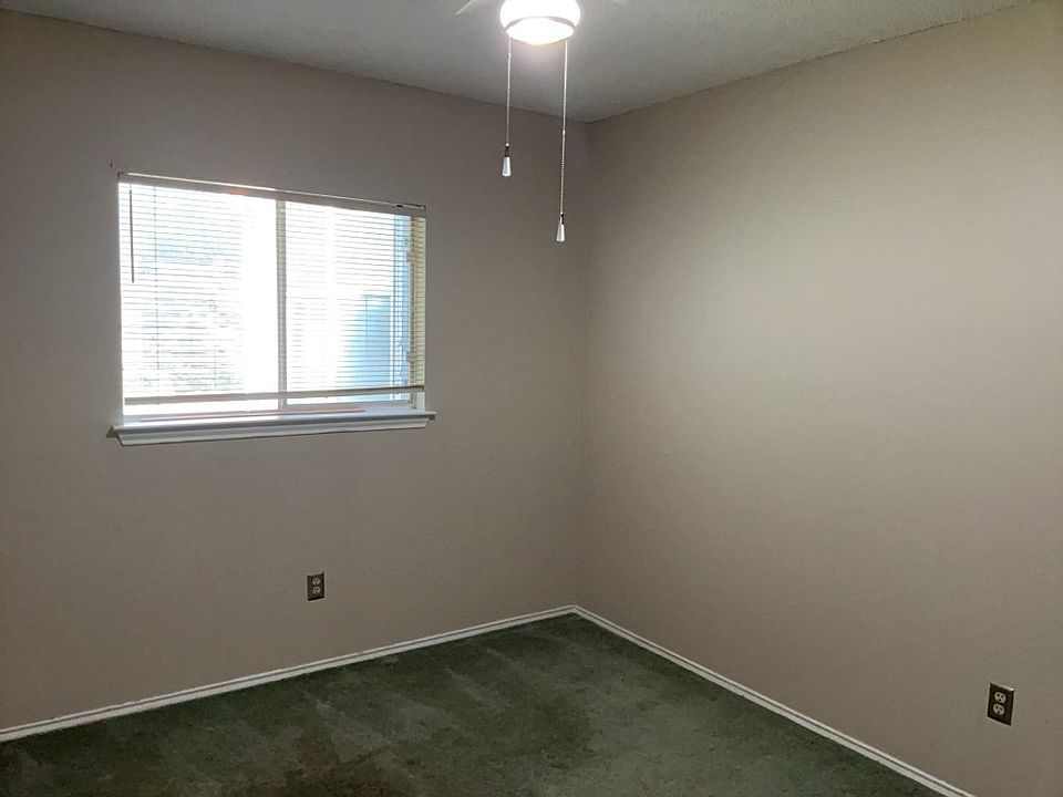 1st image of 6005 Avery Island Ave #6005