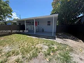 2742 SW 32nd Ave — Photo 12